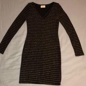Black And Gold Shimmer Long Sleeve Dress